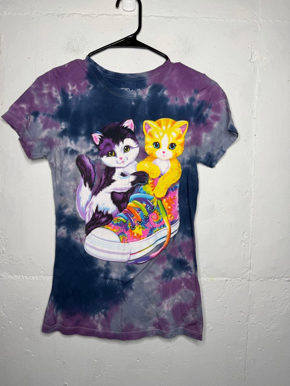 Lisa Frank Womens Shirt Size Small Tie Dye Cats Shoe Sneaker Graphic Tee